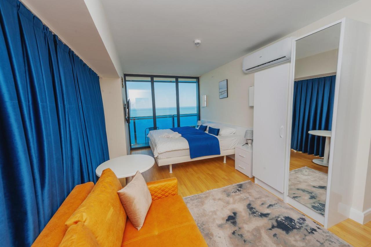 Orbi City Suite Batumi Exteriör bild