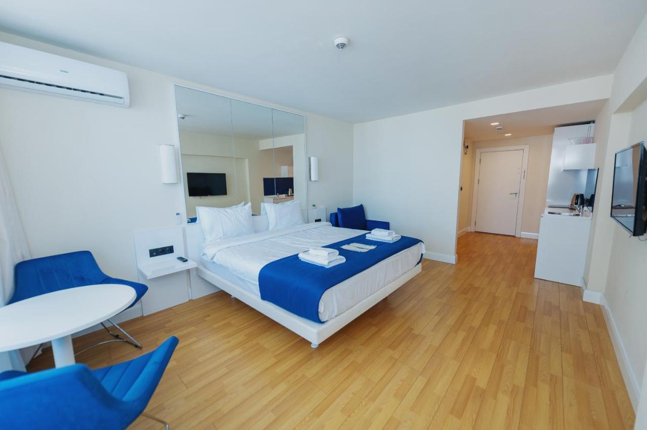 Orbi City Suite Batumi Exteriör bild