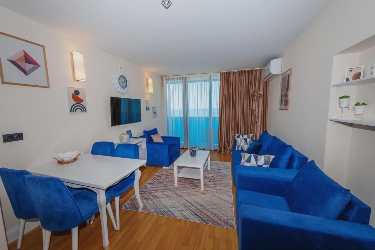 Orbi City Suite Batumi Exteriör bild